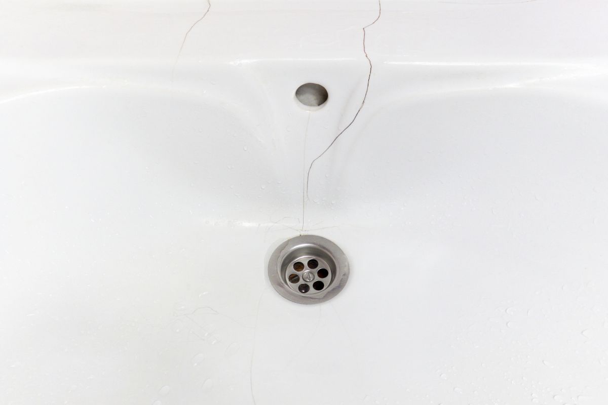 Clean and Restored Sink Surfaces